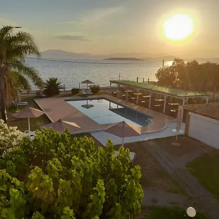 Hotel Iria Beach Hotel