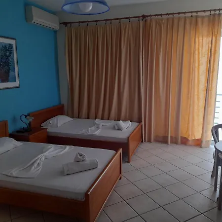 Hotel Iria Beach Hotel *